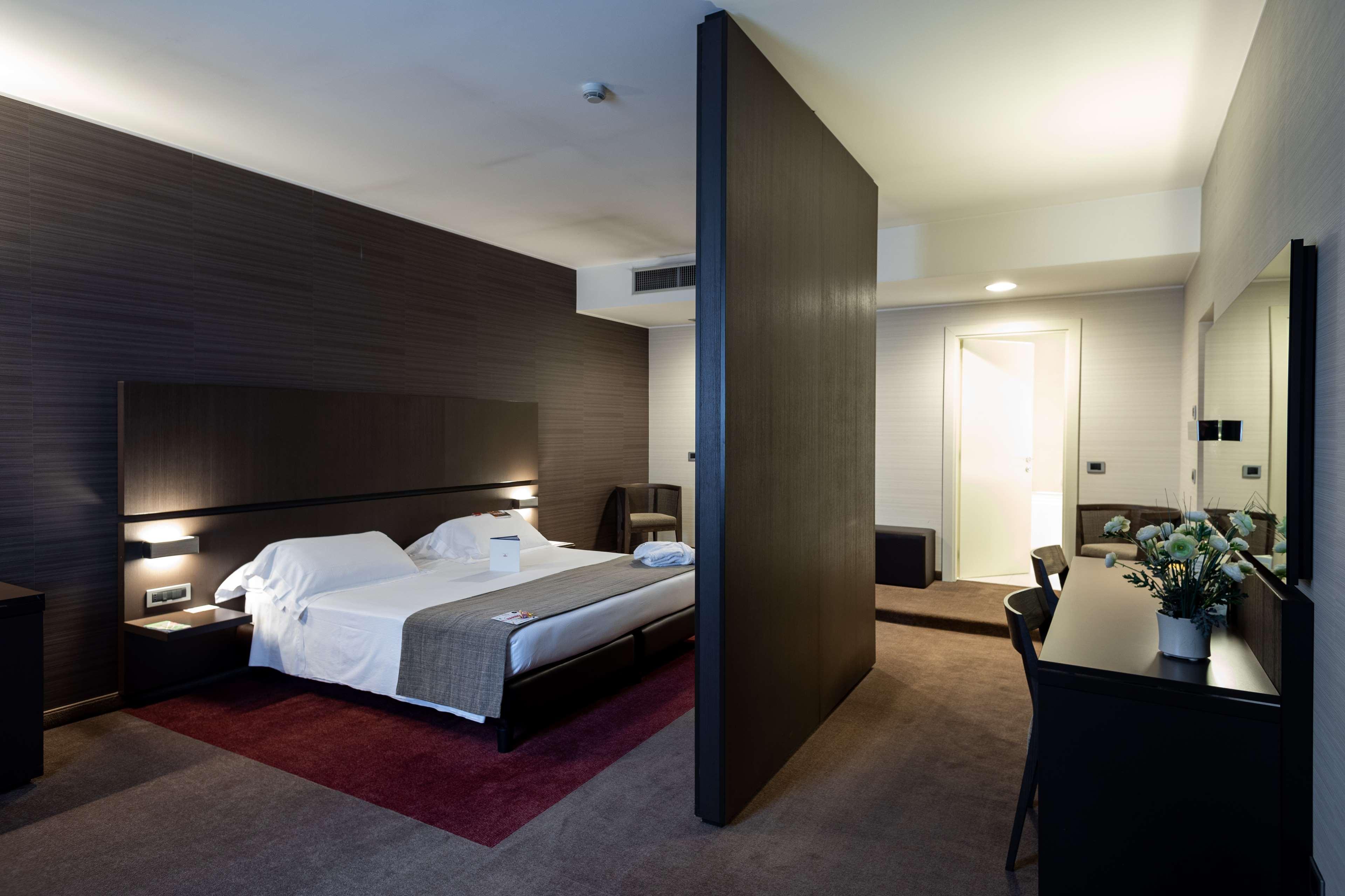Best Western Plus Hotel Monza E Brianza Palace Cinisello Balsamo Eksteriør bilde